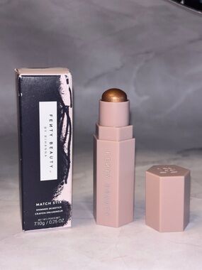 Fenty Beauty Shimmer Skinstick in 07 Crown’d